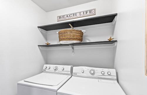 Seagrove Villa 11C - Oceanfront View! Center of Resort! - Foto 3