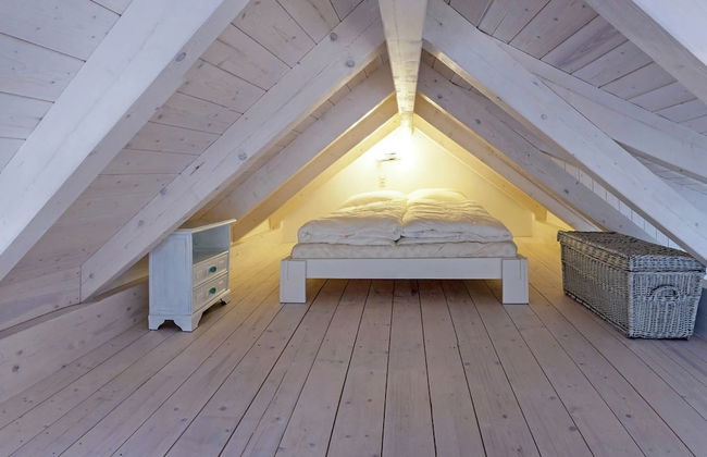 Holiday Home on the Edge of the Forest - Photo 3