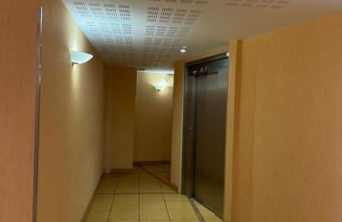 Toulouse Marengo-Gare Matabiau - Médiathèque-Allées Jean Jaurès proche ligne B Parking privé sécurisé gratuitprivé - Foto 28