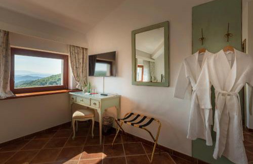 Palazzo Angelica Hilltop Luxury Villa with Pool, Spa & Views - Foto 67