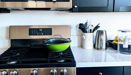 Modern, Spacious & Relaxing Home in Sparks, NV - Photo 4