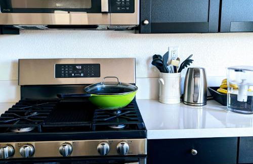 Modern, Spacious & Relaxing Home in Sparks, NV - Photo 4