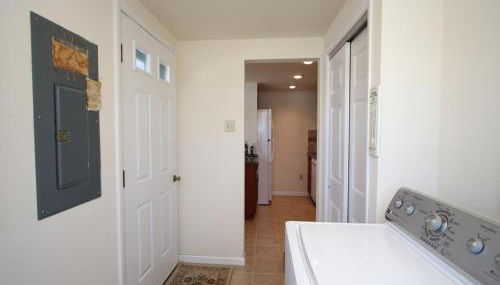 Bay Side Cape In Desirable Surf City Lbi - 4 Bedroom 2 Bath With Private Yard - Photo 2