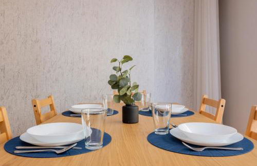 Modern 3 BDR Apartment by LovelyStay - Foto 10