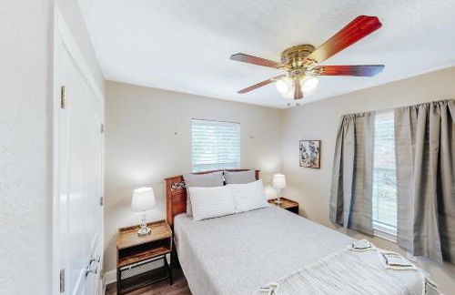 Welcoming home walkable to Steps of Alamodome & riverfront & near River Walk - Foto 13