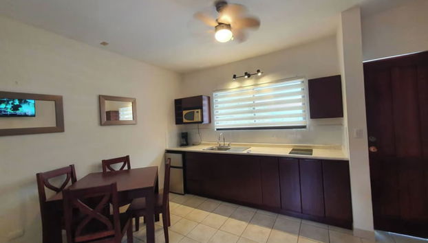 Marina Loft Condos 223 - Foto 5, Comedor