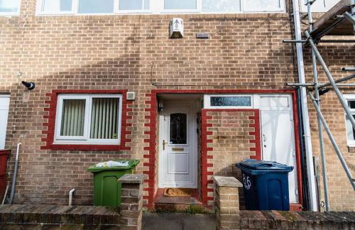 The Wheelhouse, 3 bed sleeps 6, Parking and wi-fi - Foto 8