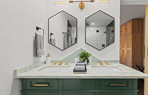 Palm Springs Pool & Game Room! - Foto 25