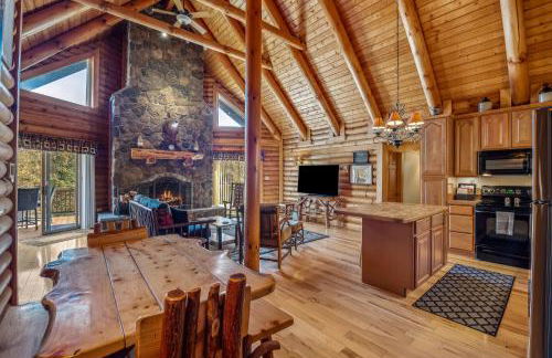 Overlook at Sleepy Creek -- Sleepy Creek Frontage, Secluded, Grill, Fire Pit, Deck, Family Friendly, Game Room, Fishing, Hammock, View, Fireplace - Foto 6