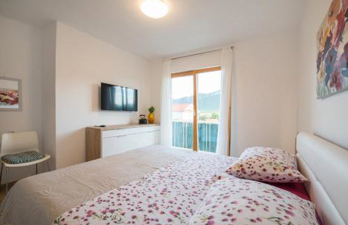 Stone House Marin - Photo 29