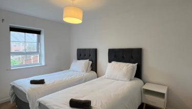 Cozy 3 Bed - Prime Location - Foto 4