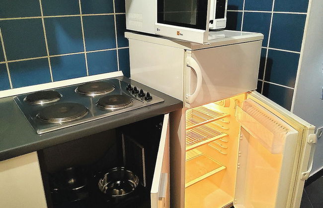 Apartment 4 Sleeps 4 Guests - Photo 10