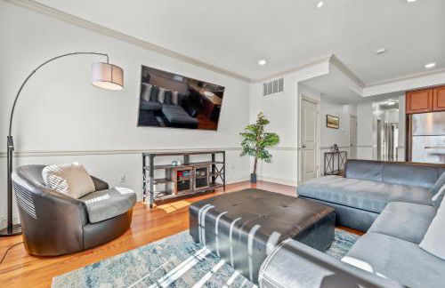 HUGE Cozy Jersey City Oasis with Double Balcony - 20 mins to NYC - Foto 1