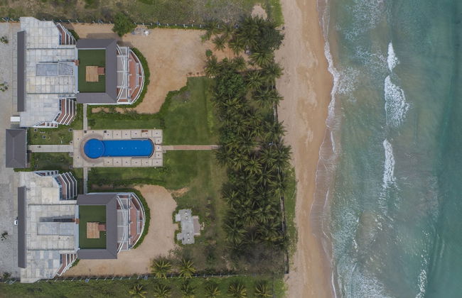 CASAMIA Oceanfront Condo Nilaveli - Foto 16