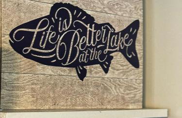 Lakefront Home-3BD25BADockGrillFirepitPool - Foto 46