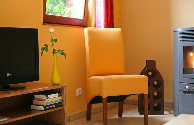 Cottage With a Terrace and a View of the Valley - Foto 7