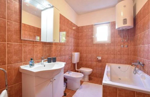 Two-Bedroom Holiday Home In Sinj - Foto 27