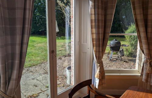 The Writer's Retreat Ground Floor Apartment - Photo 21