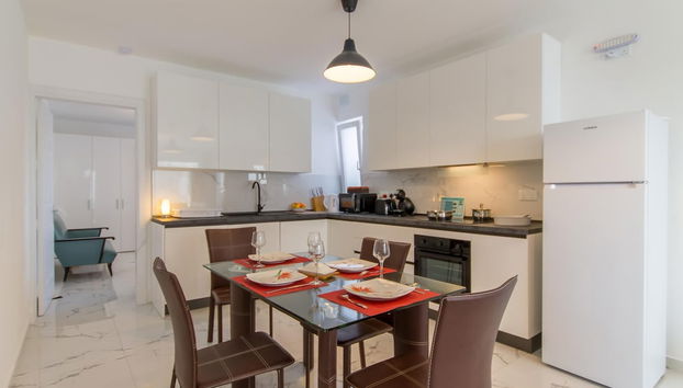 Sunny Penthouse Modern 2 bdr - Sliema - Foto 3, Habitación