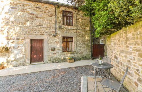 Garden Cottage - Photo 2