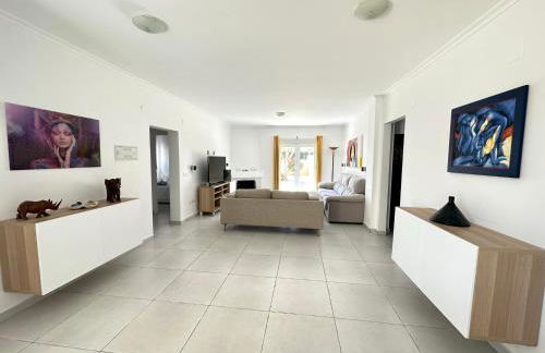 Villa Reyets 4 bed 3 bath Private Pool - Foto 2