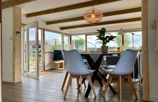 4 Pers House Cecil With own Fishing Spot on a Dutch Chanel - Foto 12