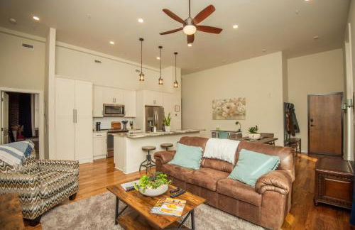 Cooper Corner -OldCity-SelfCheckIn- - Foto 1