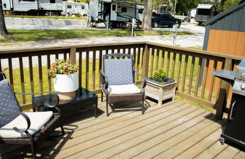 Clyde's Cabin with a private Hot Tub - Foto 15