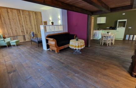 Liebevoll sanierte Altbauwohnung - Foto 1