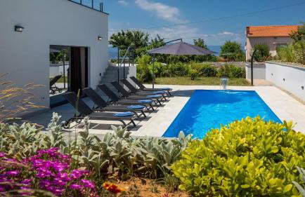 Luxury Villa Subventus - Photo 4