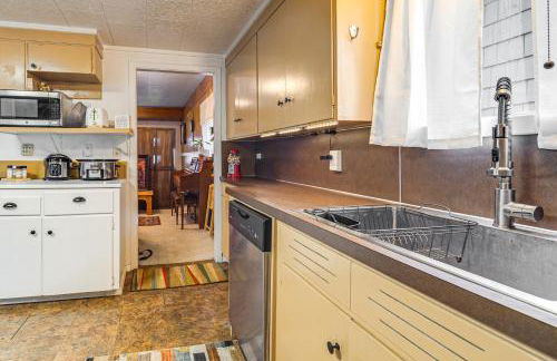 Walkable Home in Hoquiam! Olympic Peninsula Base - Foto 13