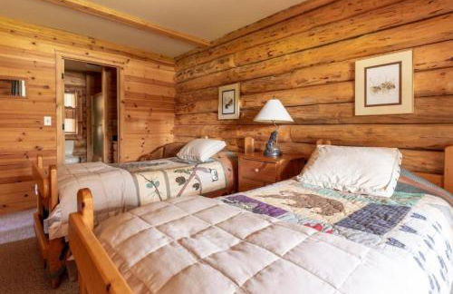 Peaceful Waterfront Log Cabin near Crater Lake National Forest, Oregon - Foto 51