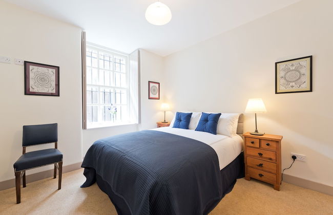 Henrietta Suites City Centre - Photo 48