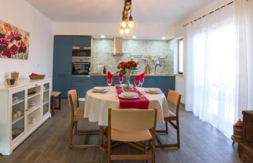 Two Bedroom Apartment with Terrace - Foto 10