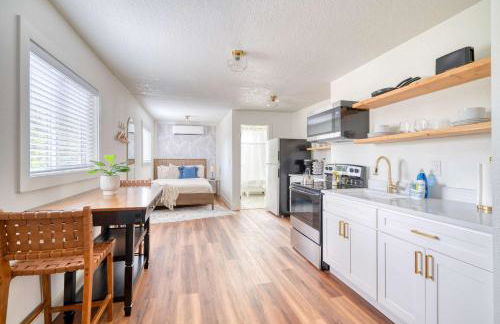 Stay Portland - Amazing Giant Studio in Brooklyn - Photo 4