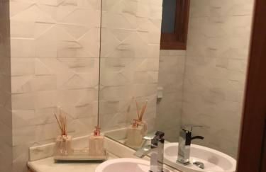 3 suites com Jacuzzi e Lareira - Duplex perto do Centro - Foto 36