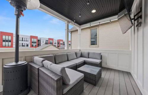 Jungle House Luxury Homes - Columbus Downtown Short North - Near Convention Center & Nationwide Arena - Sleeps up to 15 - Free Parking - Over 5,800 Five Stars - Foto 2