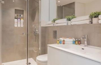 Location Location Location F42 - Photo 74