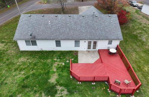 Cozy Retreat 3bdrm 2bath house with deck - Foto 1