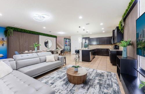 Luxury 8BR Villa with Pool, Spa, Theater & Game Room near Disney - Foto 5