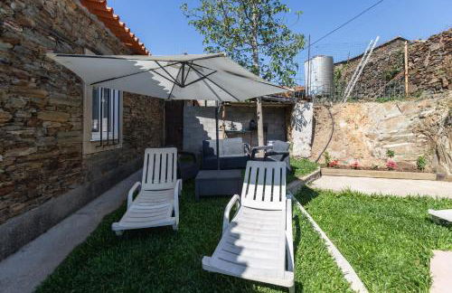 Casa das Dognas with Private Pool & Garden - Castelo de Paiva, by Hopstays - Foto 18