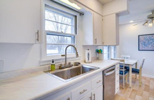 Updated Wayzata Home Less Than 2 Mi to Lake Minnetonka! - Foto 10