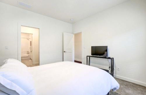 Beautiful Townhome - Steps to Downtown Boise! - Photo 21