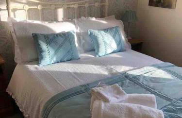 Cute and cosy 2 bed cottage - Foto 19