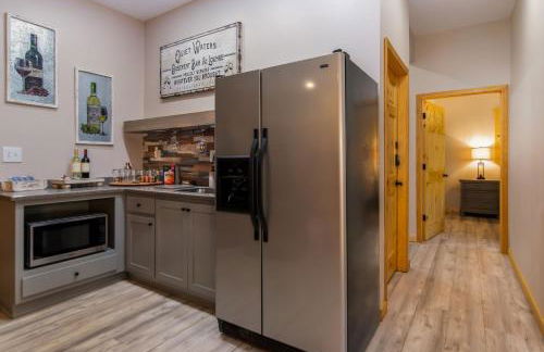 Log Cabin, Lake, Hot Tub, Near Wineries & Hiking - Foto 32