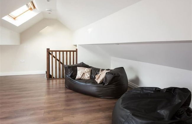 The Light Well - Photo 9