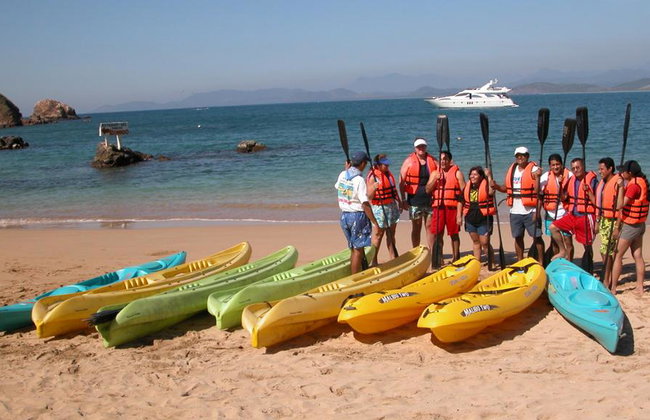 Ixtapa Island: A Family Paradise - Photo 2