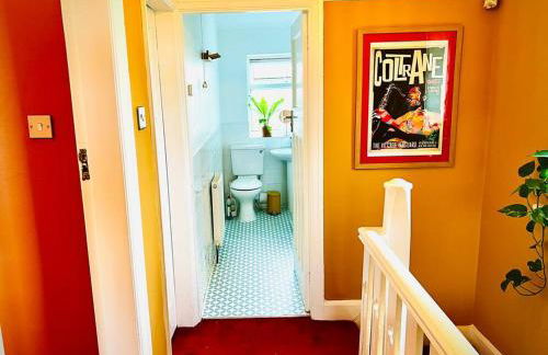 Liverpool - Cosy Jazzy Beach Home! - Foto 15