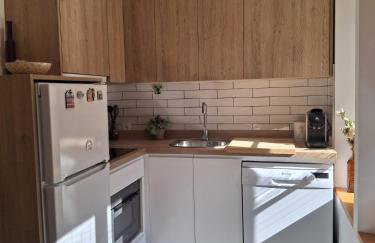 Apartamento REFORMADO -75m - VISTAS a la montaña y al rio - Wifi - TRASTERO en planta calle - Junto a Parking publico - Foto 10