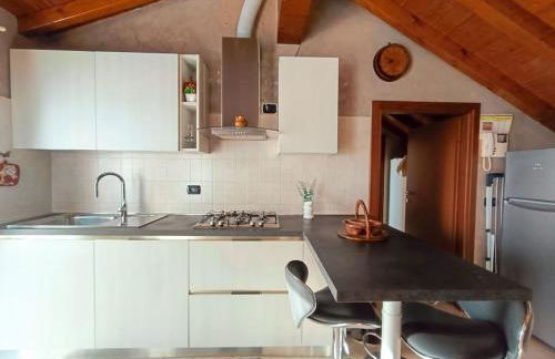 S&M APARTMENTS - Splendida Mansarda in Legno Nova Milanese - Monza - Foto 6